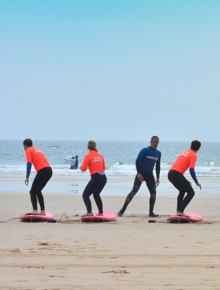 aulas de grupo de surf